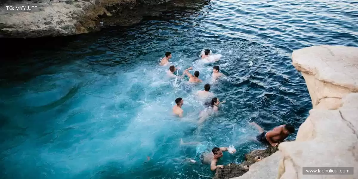 👟潮流周边,让运动与时尚完美碰撞!